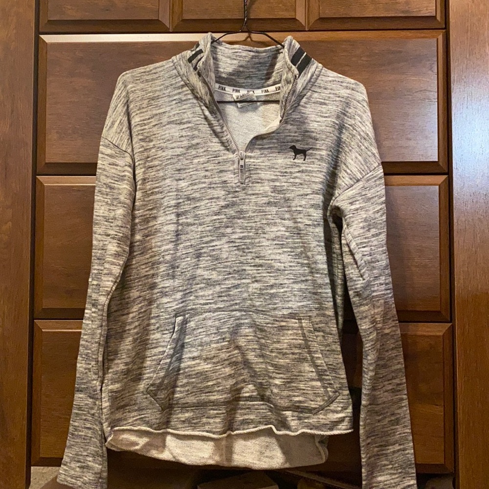 Pink pullover*